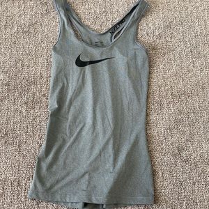 Nike tank